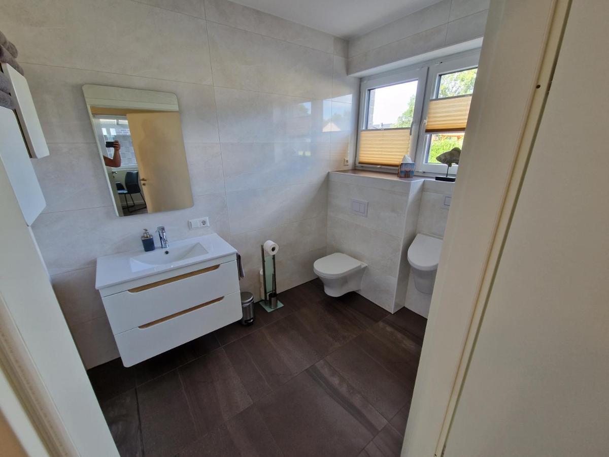 Apartment Nahe Meyer Werft In Ostfriesland Mit Kueche & Netflix Westoverledingen エクステリア 写真